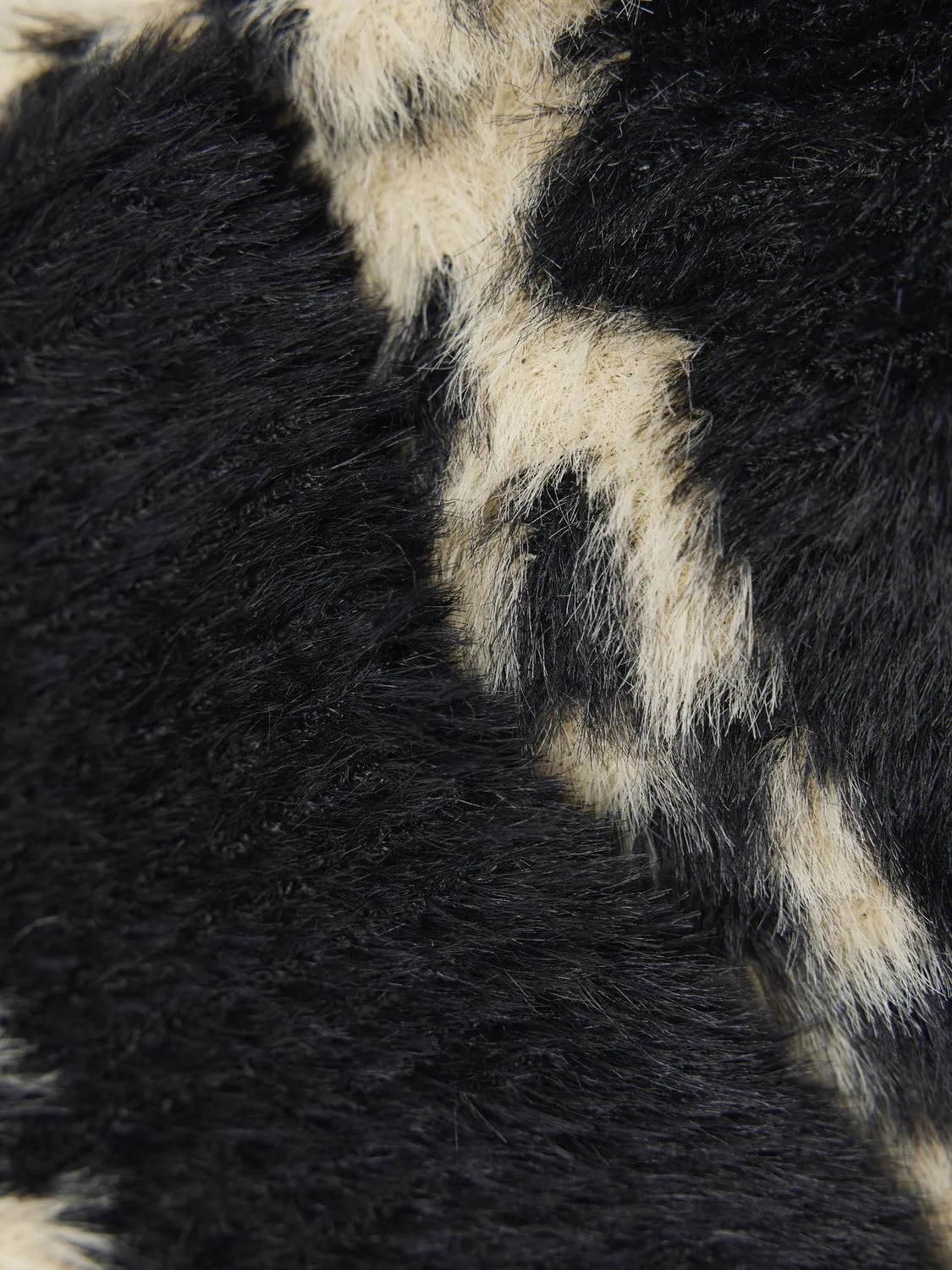 Fluffy Long Scarf sold by Urban Revivo product image thumbnail 4