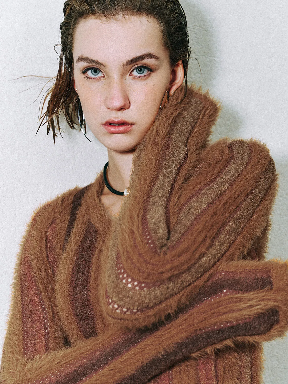 Fluffy Knitted T-Shirts sold by Urban Revivo product image thumbnail 5