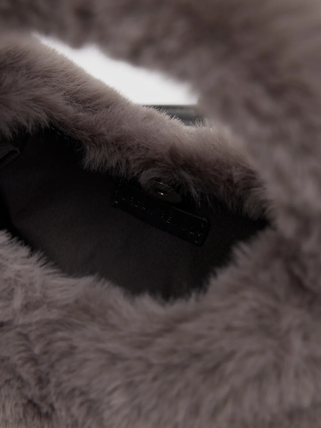 Fluffy Shoulder Bags sold by Urban Revivo product image thumbnail 5