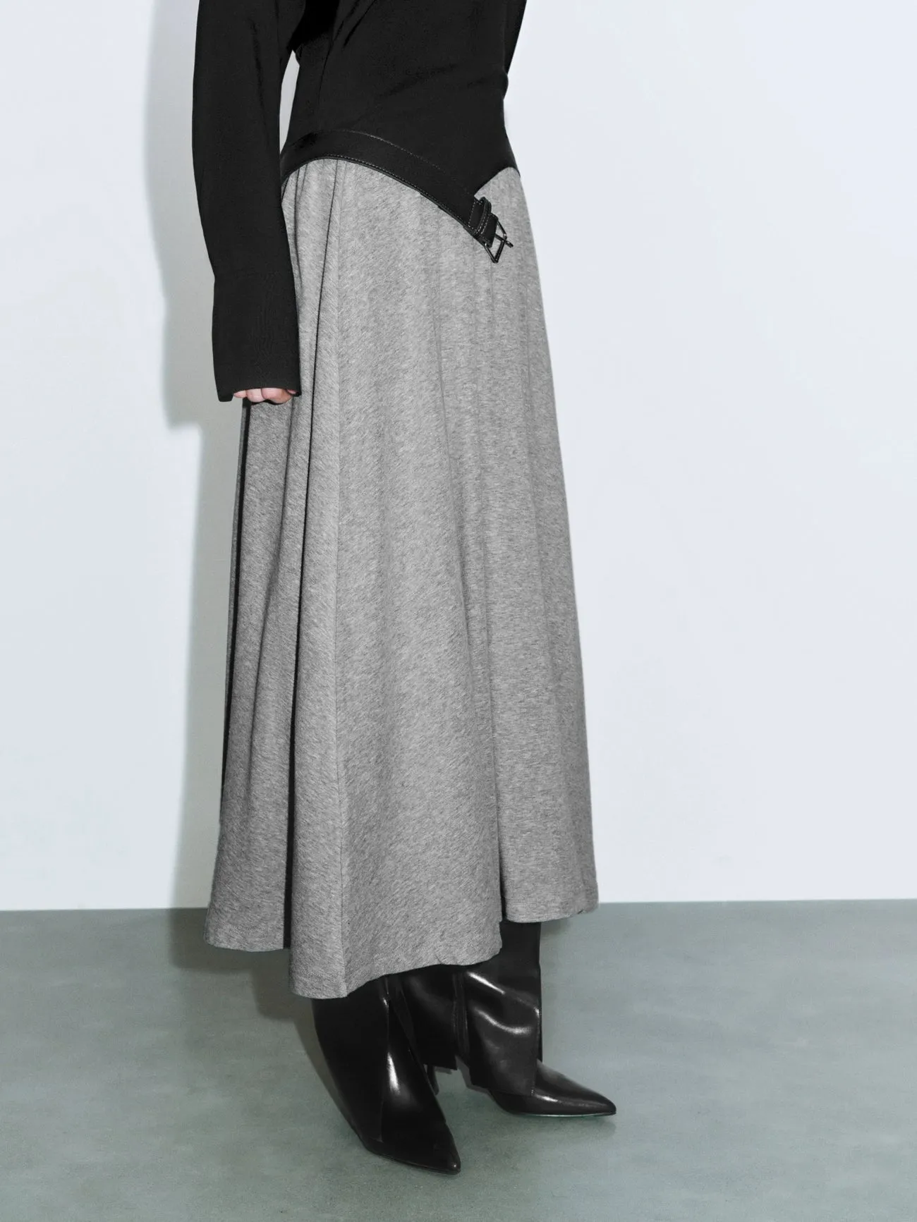 Flared A-Line Skirts sold by Urban Revivo product image thumbnail 3