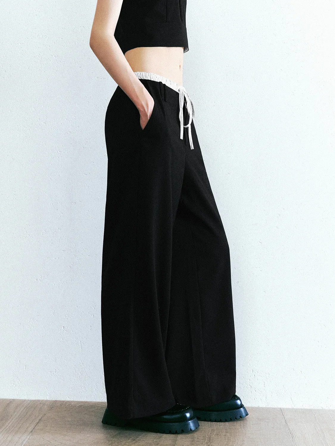 Drawstring Wide-Leg Pants sold by Urban Revivo product image thumbnail 3