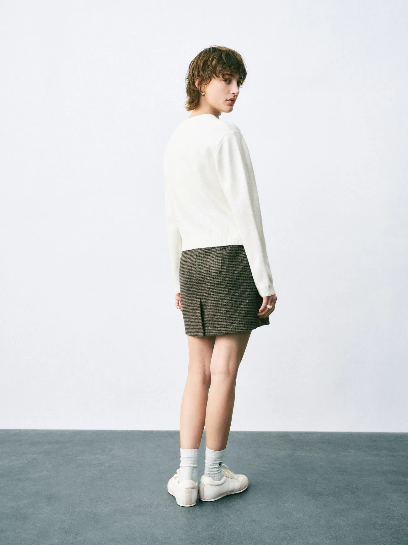 Crew Neck Knitted T-Shirts sold by Urban Revivo product image thumbnail 5