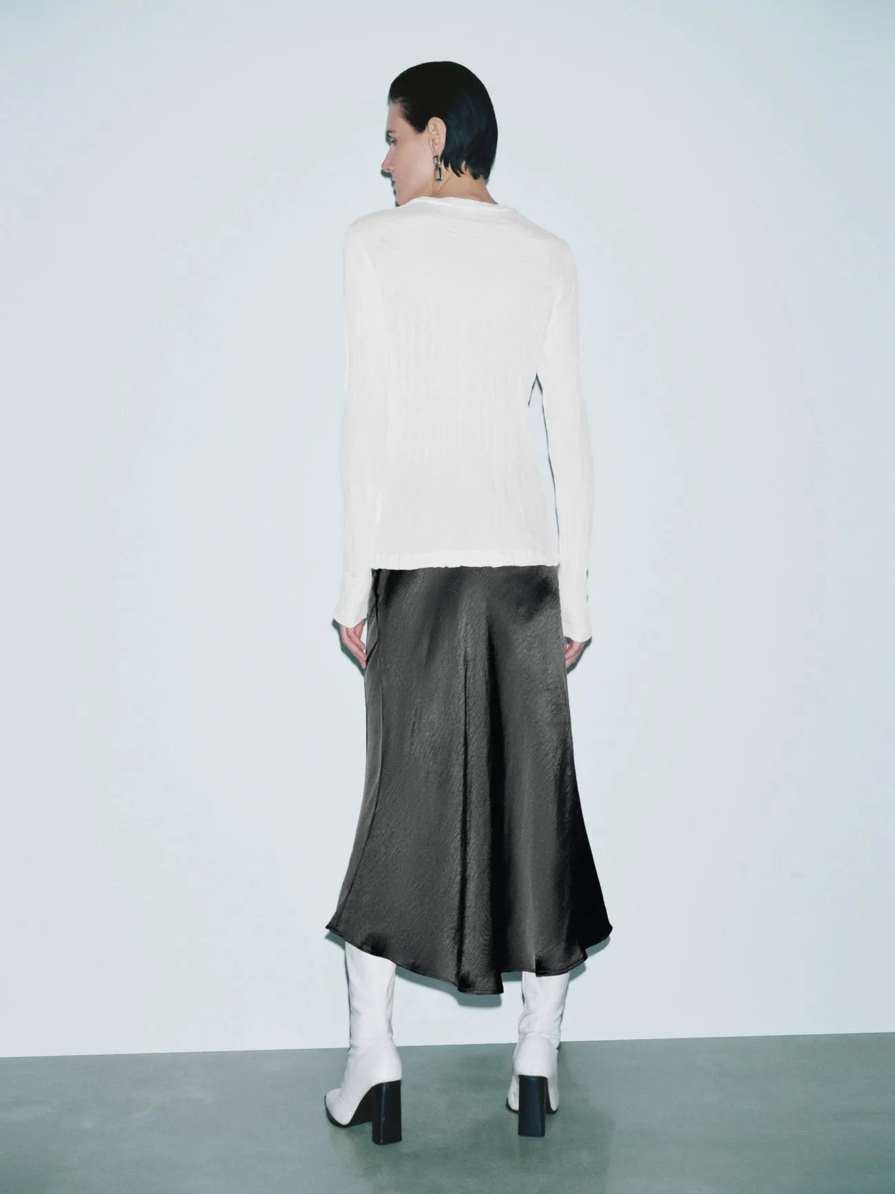 Crew Neck Regular T-Shirts sold by Urban Revivo product image thumbnail 5