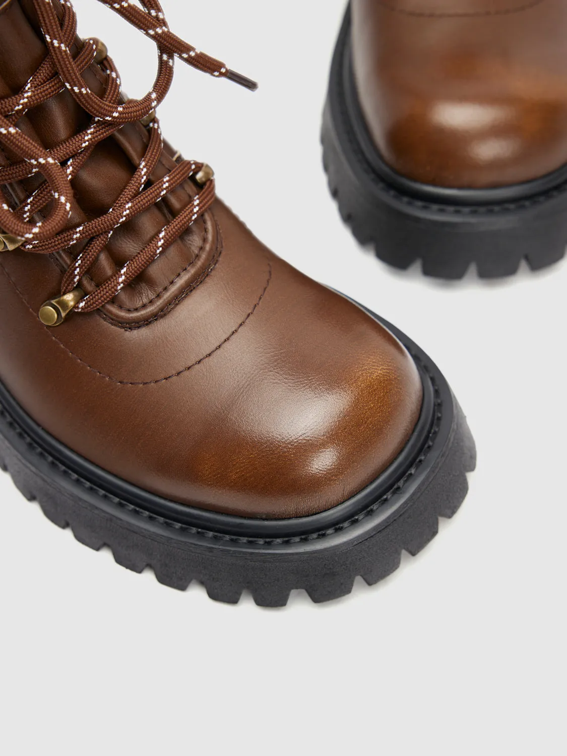 Chunky Lace Up Booties sold by Urban Revivo product image thumbnail 5