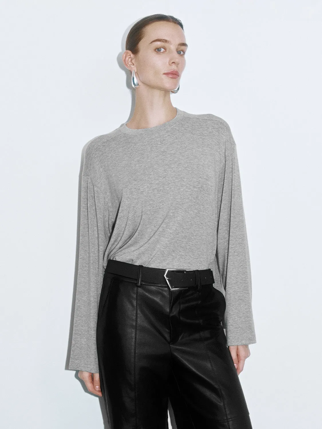 Crew Neck Loose T-Shirts sold by Urban Revivo product image thumbnail 2