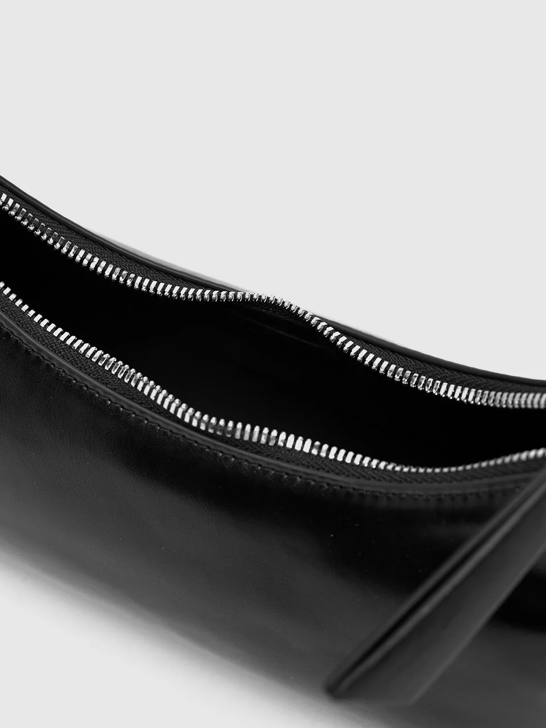 Baguette Shoulder Bags sold by Urban Revivo product image thumbnail 5