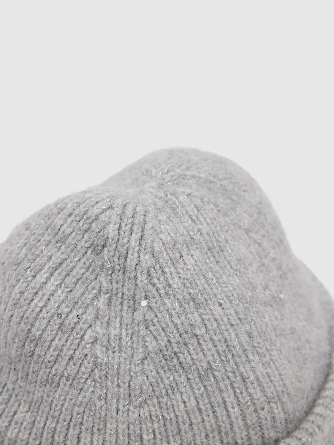 Beanie sold by Urban Revivo product image thumbnail 5