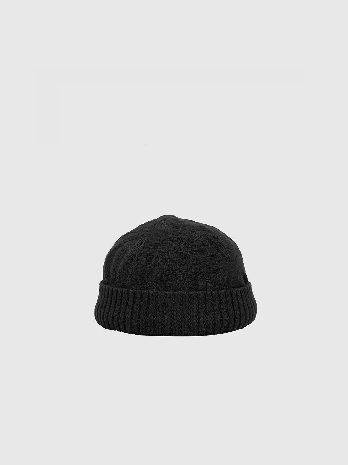 Beanie sold by Urban Revivo product image thumbnail 2