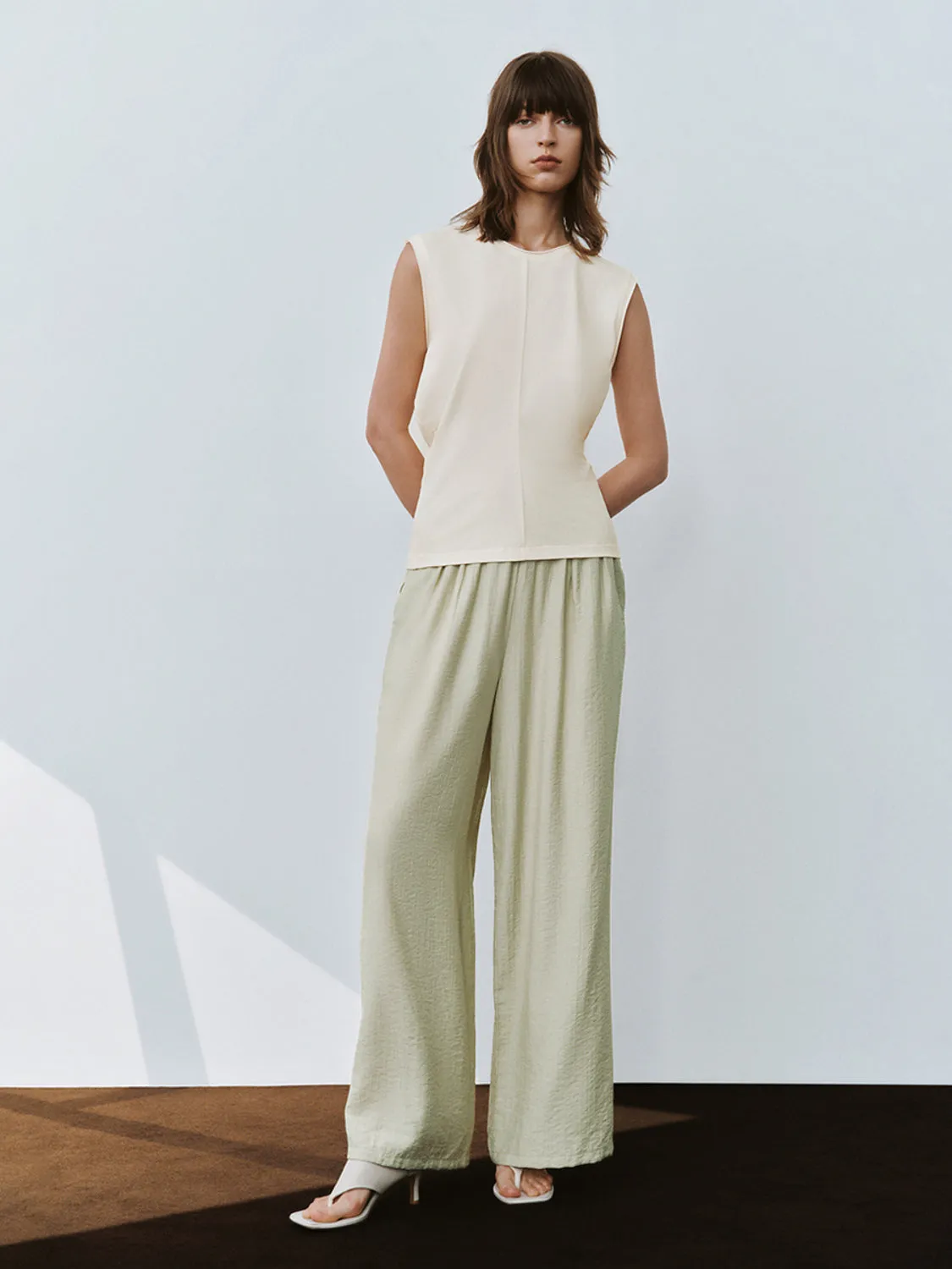 Crew Neck Skater Tank Top sold by Urban Revivo product image thumbnail 4