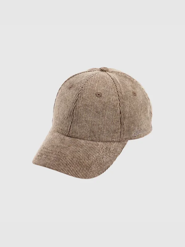 Baseball Caps made by Urban Revivo