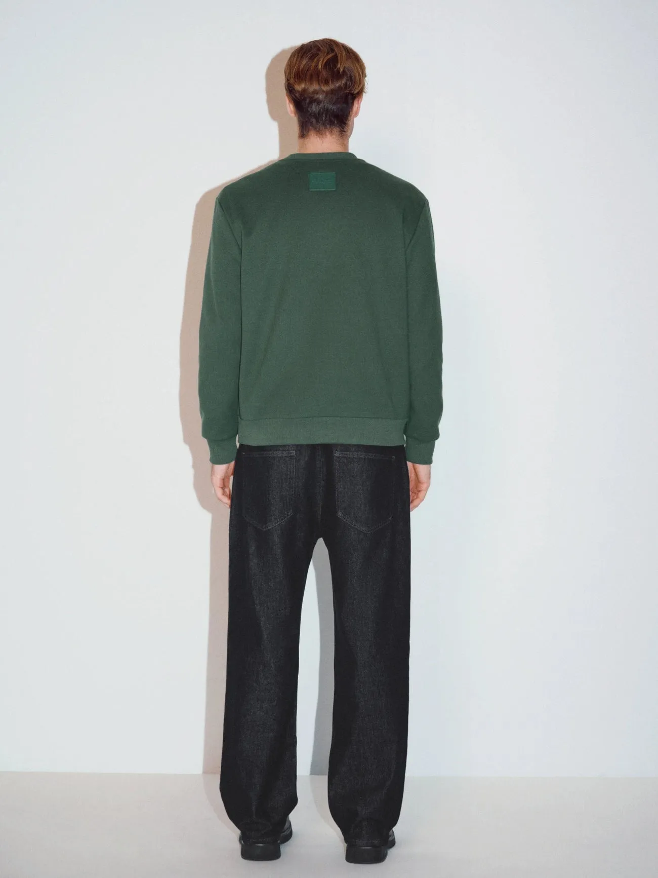 Long Sleeve Crew Neck Sweatshirts sold by Urban Revivo product image thumbnail 5