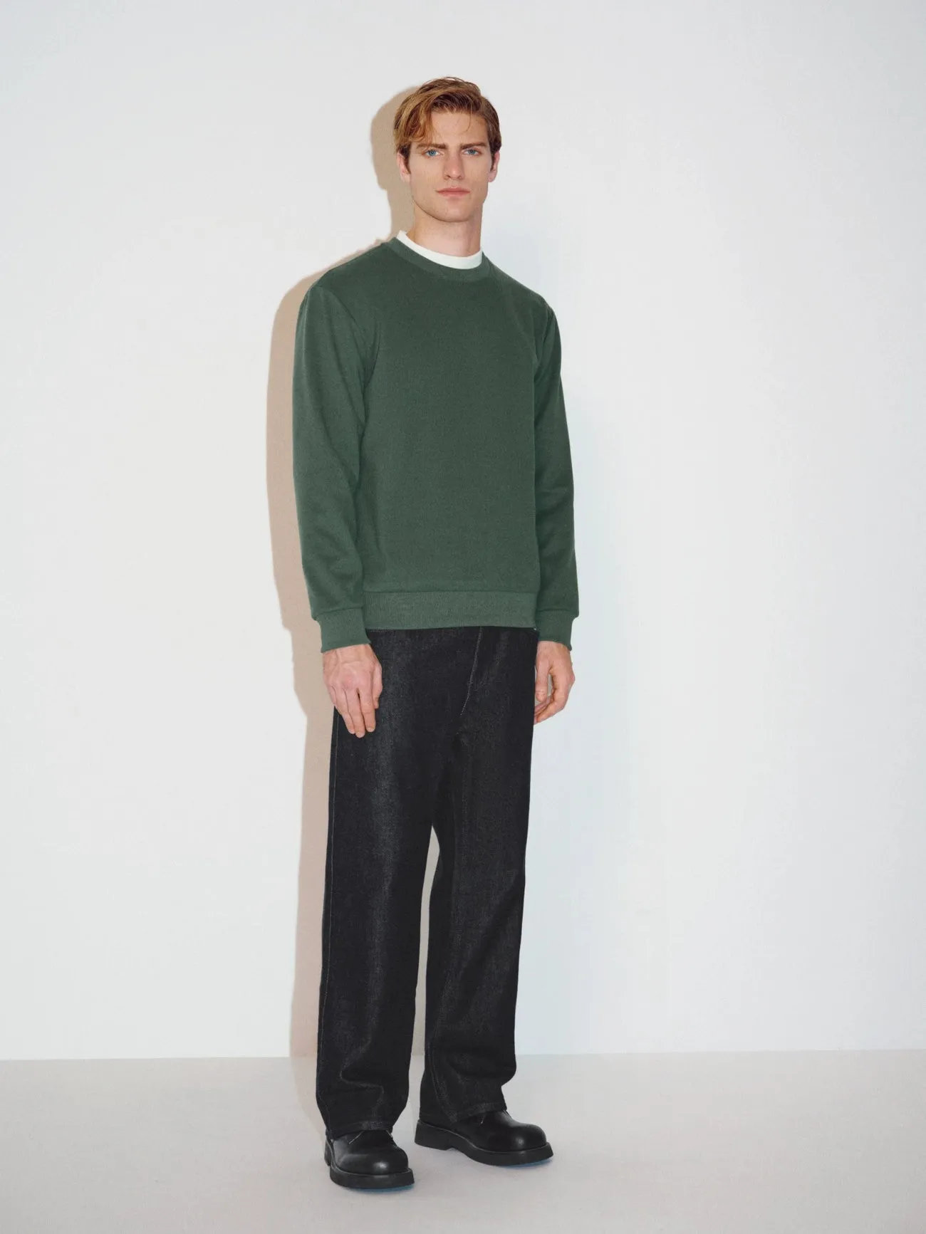 Long Sleeve Crew Neck Sweatshirts sold by Urban Revivo