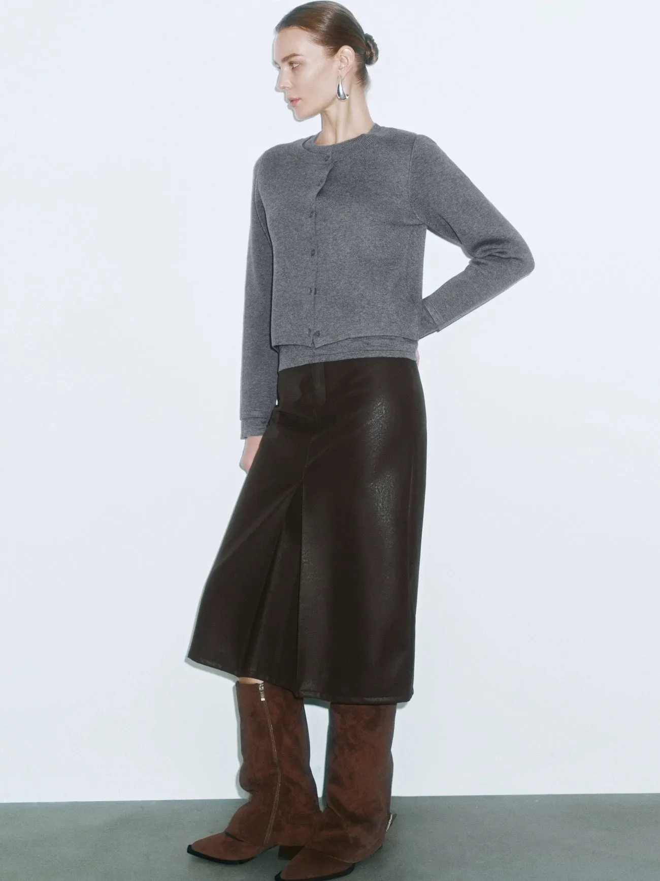 Regular Cropped Knitted T-Shirts sold by Urban Revivo