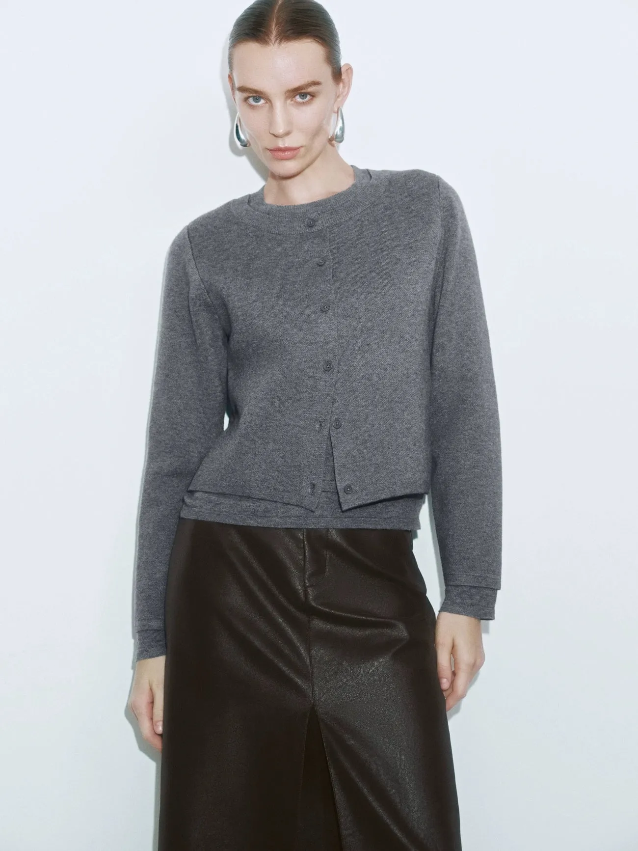 Regular Cropped Knitted T-Shirts sold by Urban Revivo product image thumbnail 2