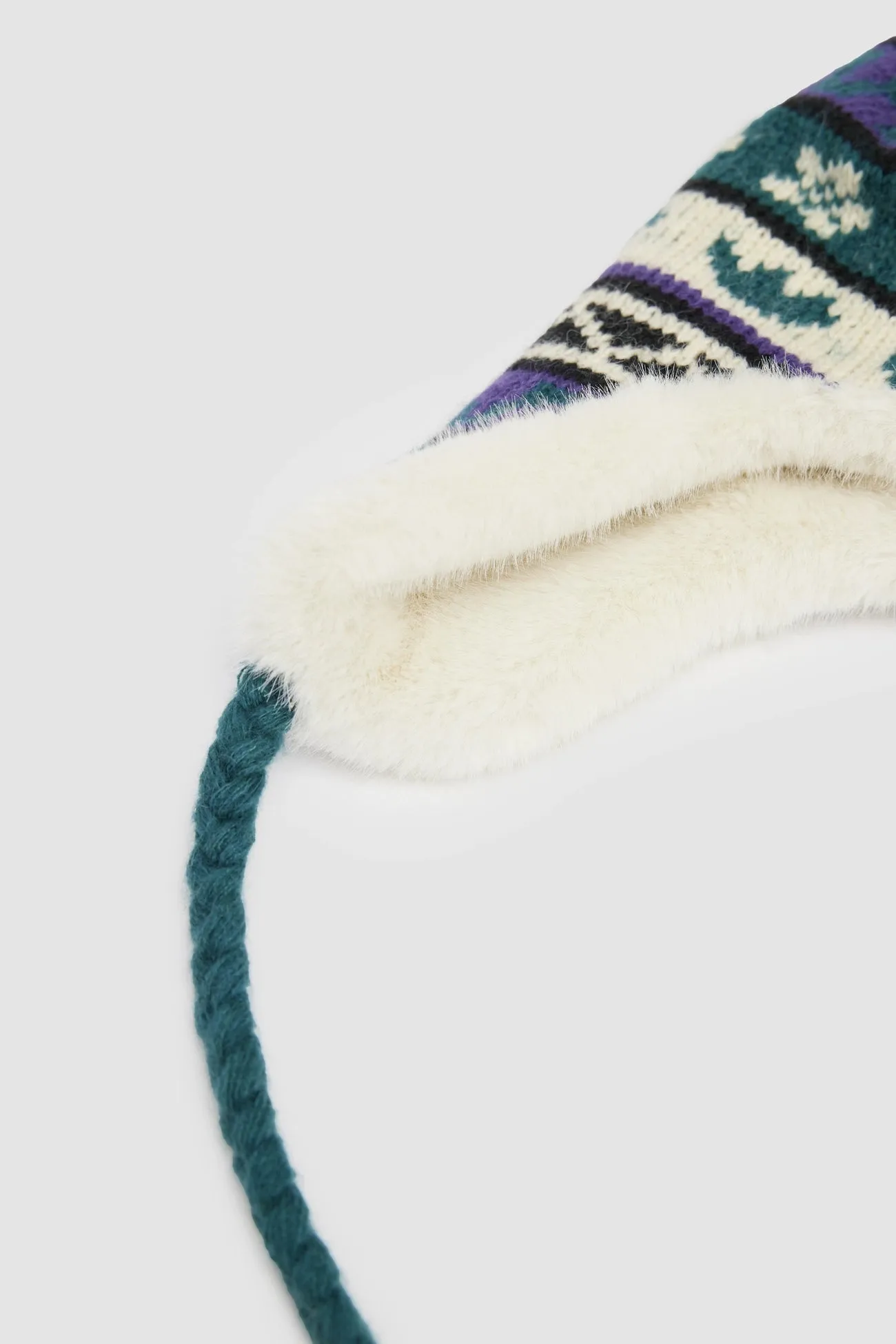 Crochet Tassel Decor Beanie sold by Urban Revivo product image thumbnail 5