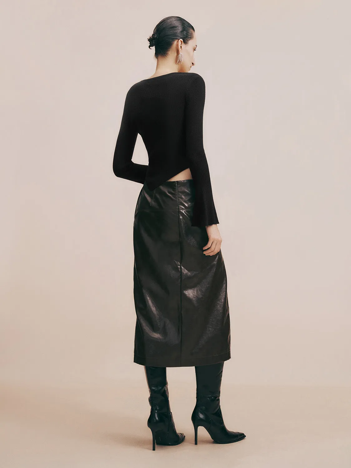 One Shoulder Skinny Knitted T-Shirt sold by Urban Revivo product image thumbnail 4