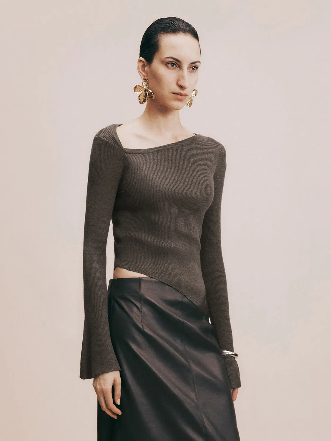 One Shoulder Skinny Knitted T-Shirt sold by Urban Revivo product image thumbnail 3