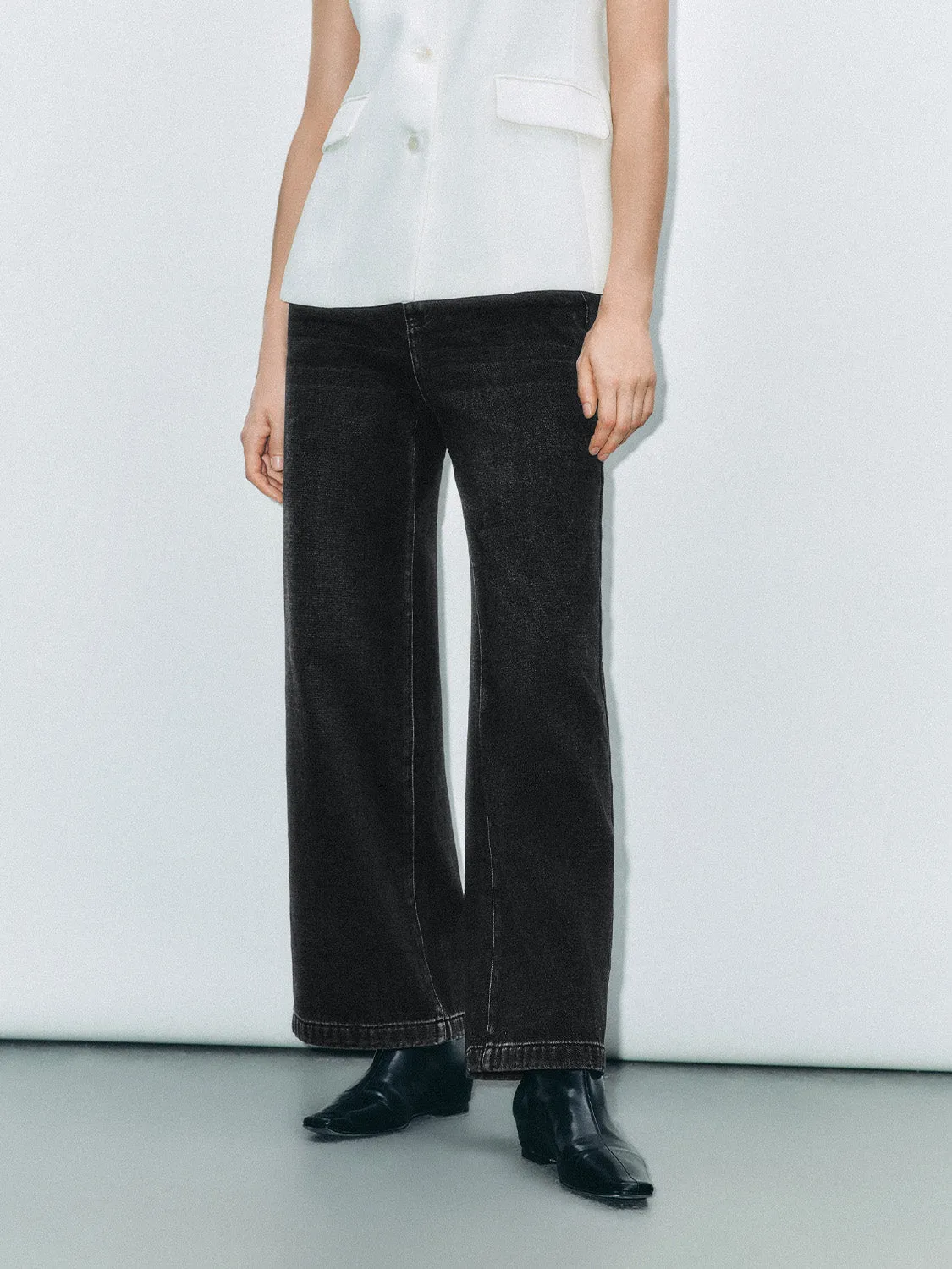 Regular Denim Jeans sold by Urban Revivo product image thumbnail 2