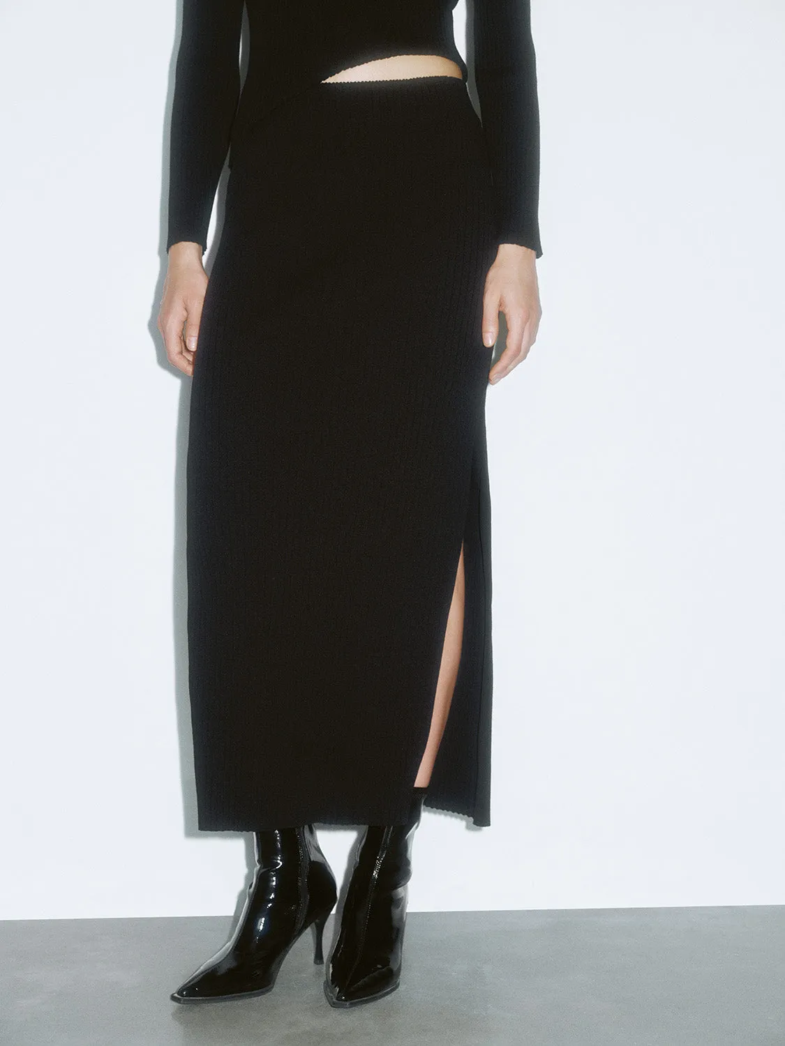 Split Hem Knitted Skirts sold by Urban Revivo product image thumbnail 3