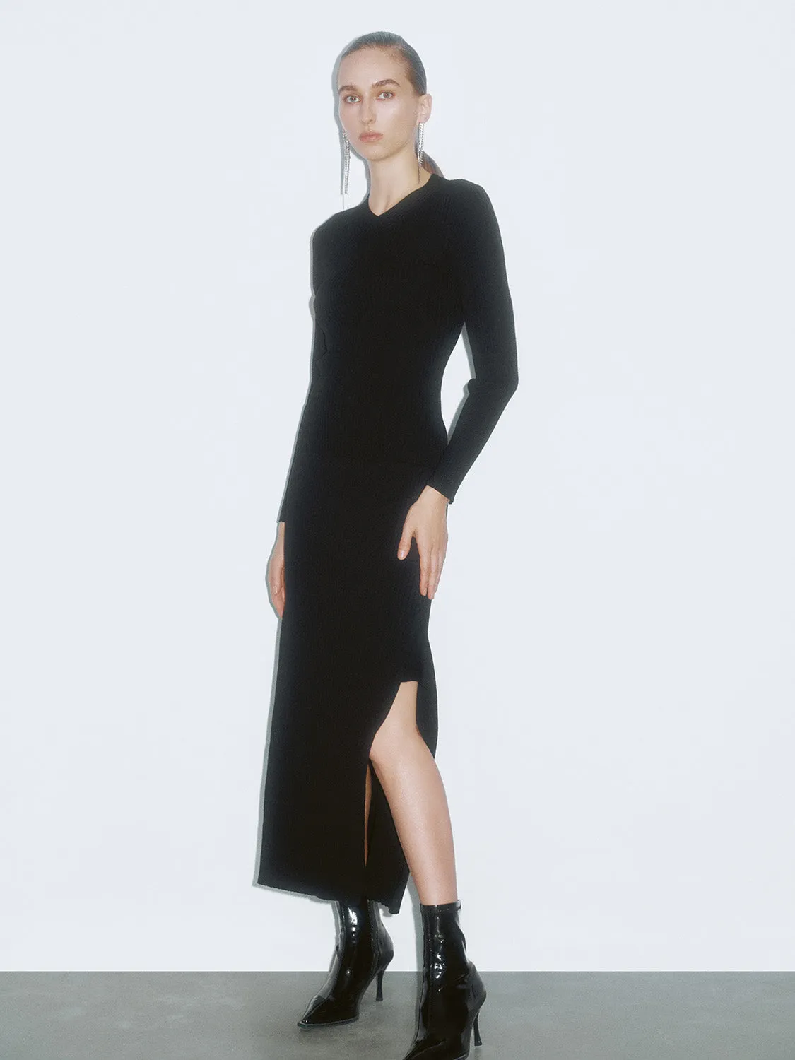 Split Hem Knitted Skirts sold by Urban Revivo product image thumbnail 5