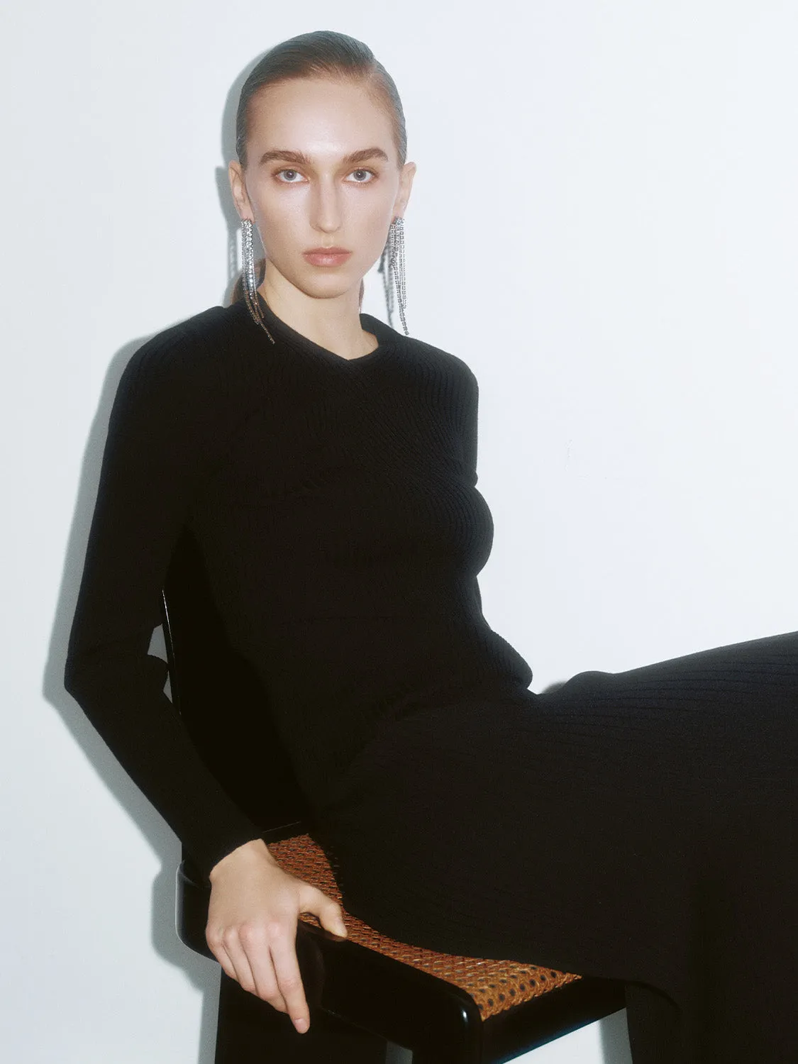 Split Hem Knitted T-Shirts sold by Urban Revivo product image thumbnail 2