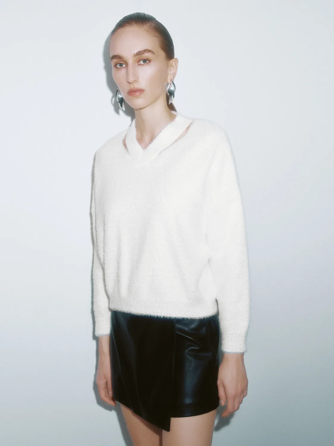 V-Neck Knitted T-Shirts sold by Urban Revivo product image thumbnail 2