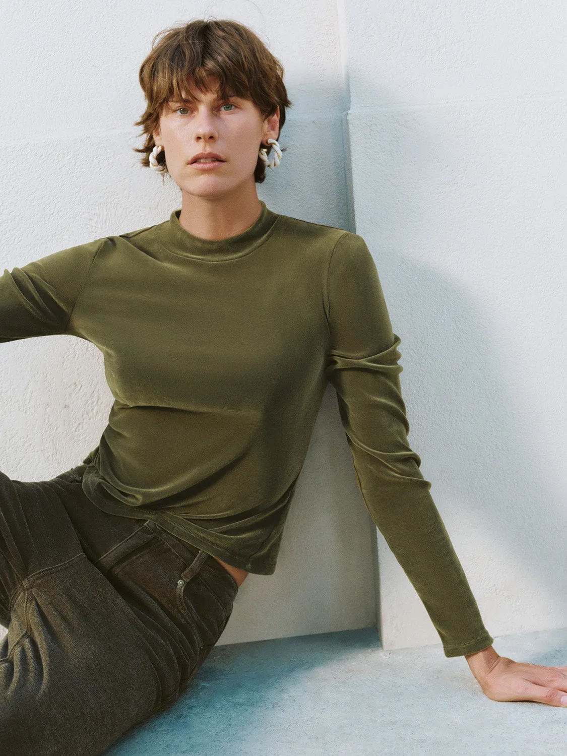 Crew Neck Skinny T-Shirts sold by Urban Revivo product image thumbnail 2