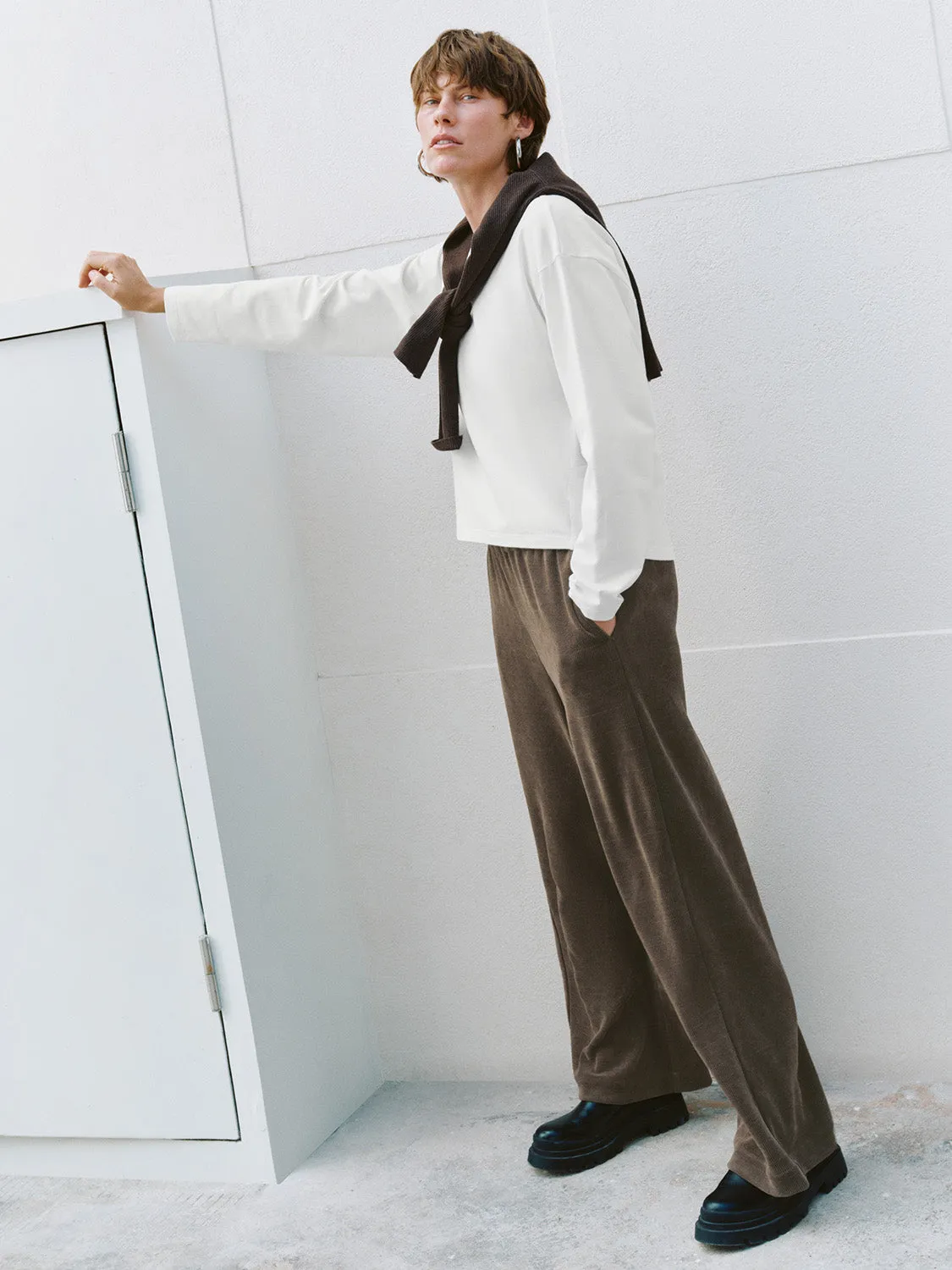 Crew Neck Long Sleeve Loose T-Shirts sold by Urban Revivo product image thumbnail 4