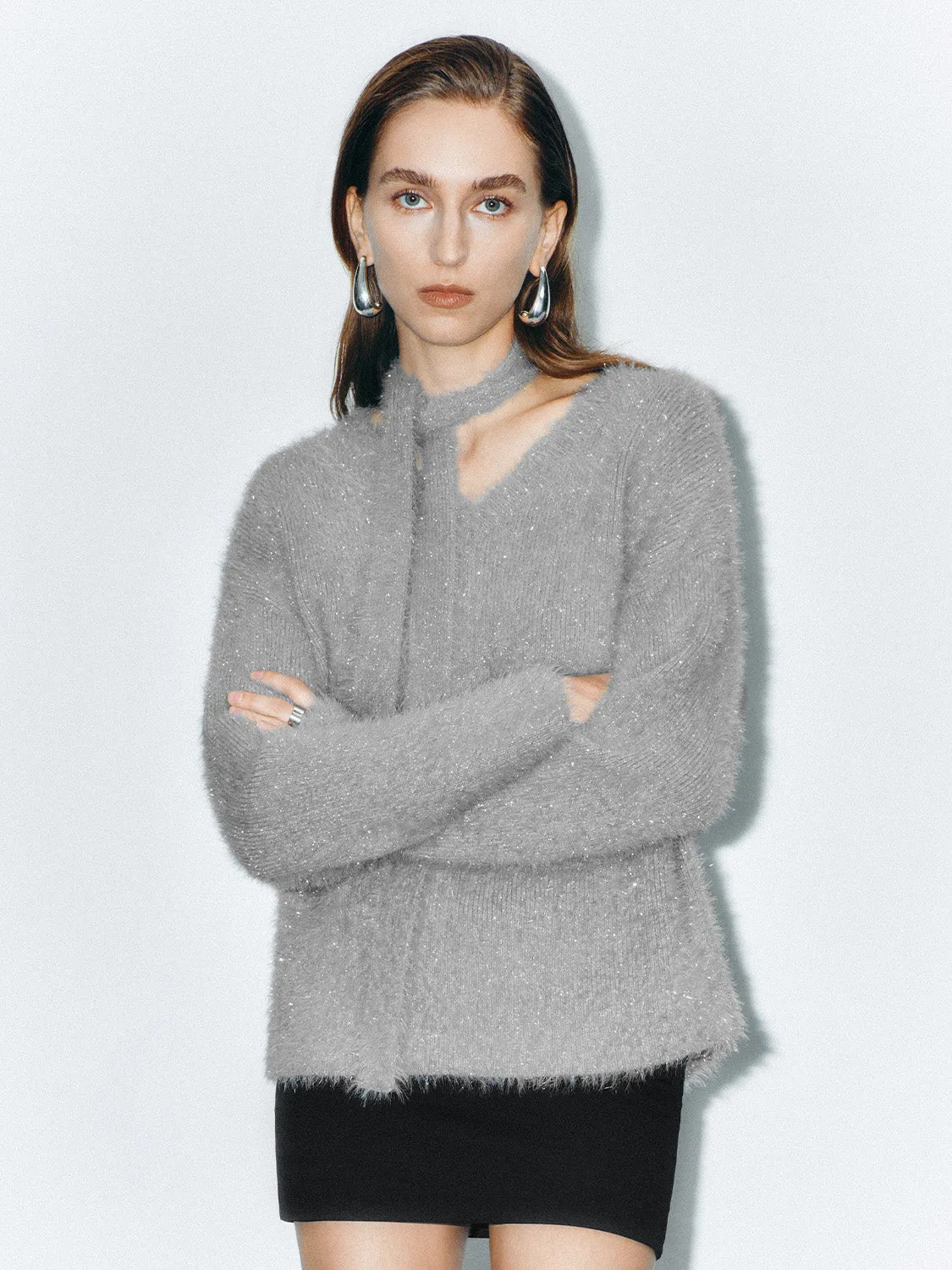 V-Neck Scarf Knitted T-Shirts sold by Urban Revivo