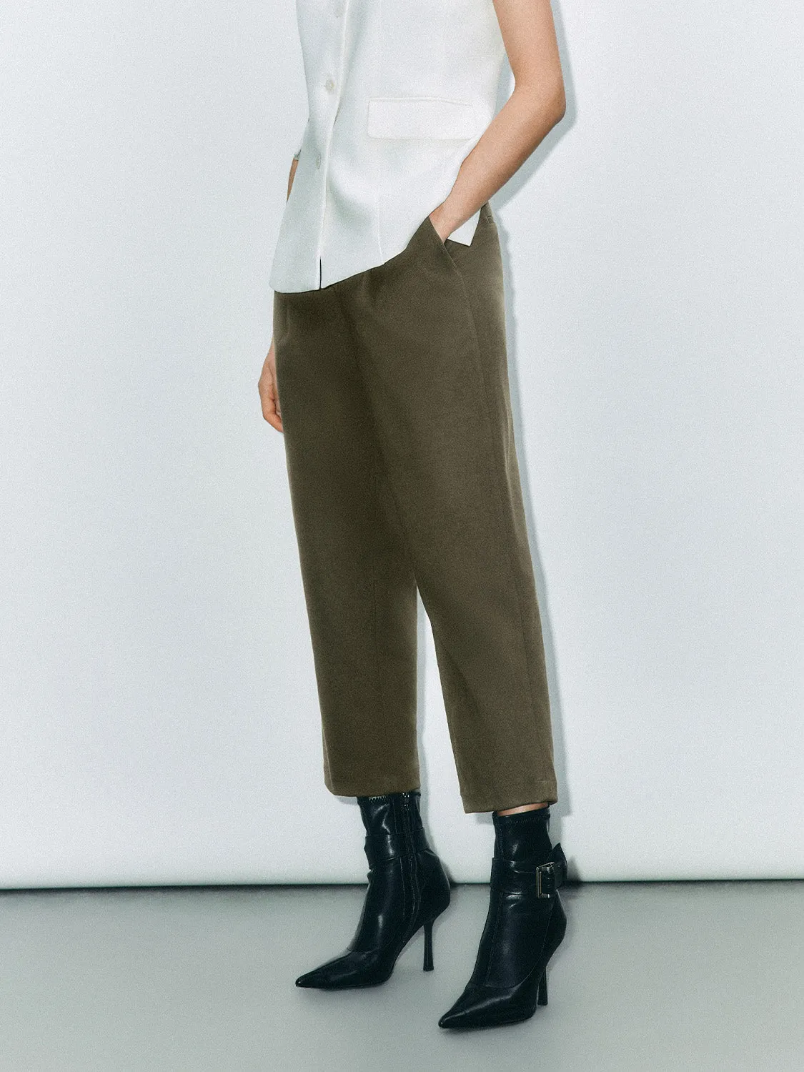 Barrel Pants sold by Urban Revivo product image thumbnail 3