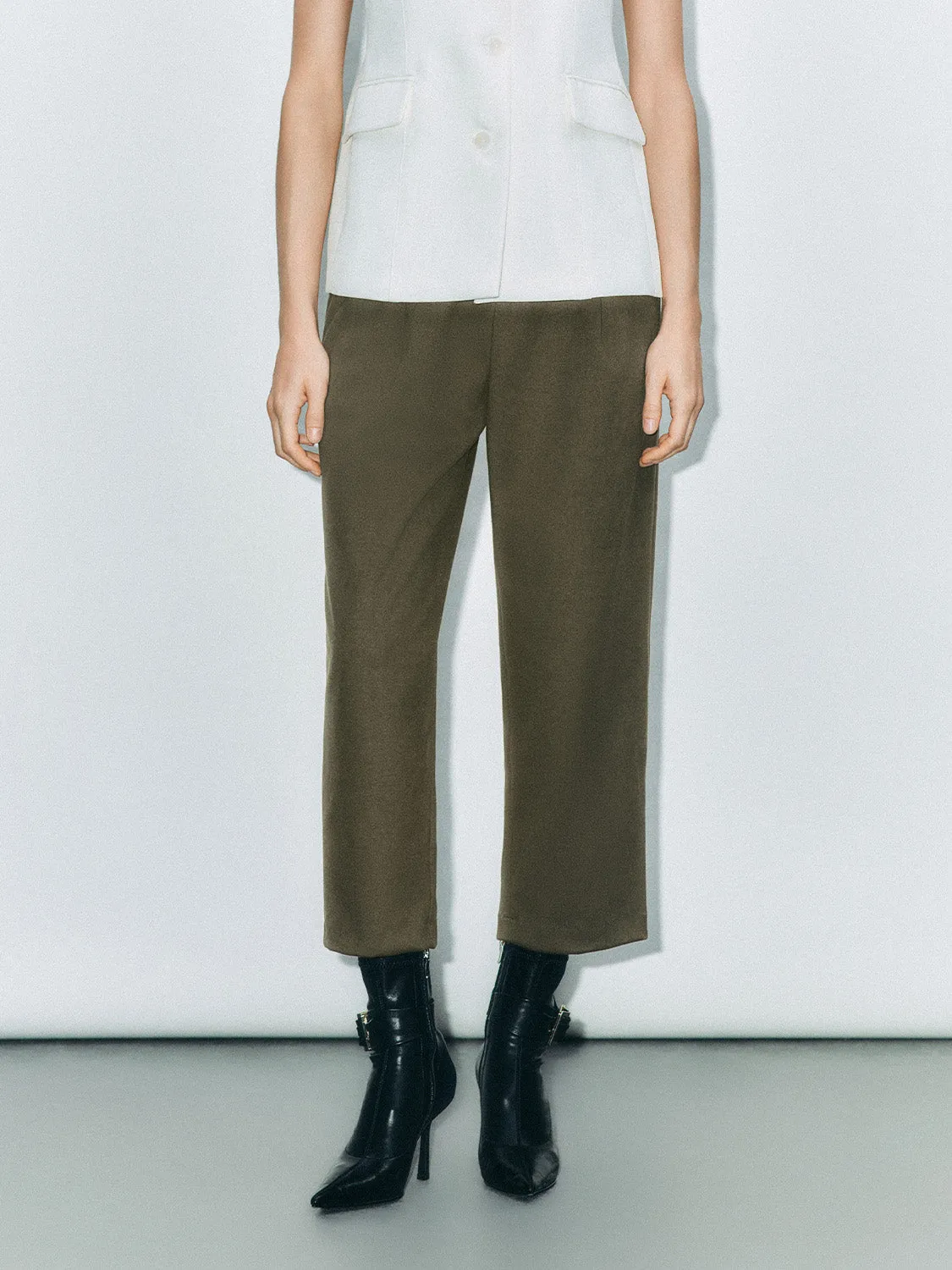 Barrel Pants sold by Urban Revivo product image thumbnail 2