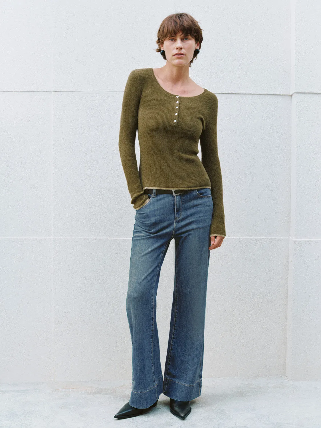 Skinny Flared Jeans sold by Urban Revivo product image thumbnail 5