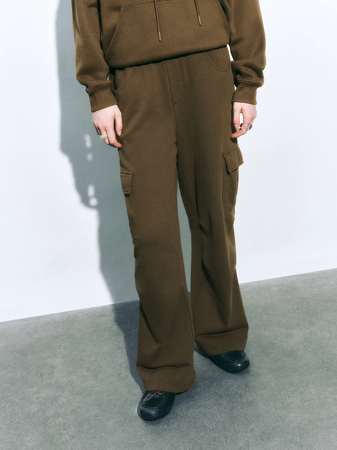 Side Pocket Wide-Leg Pants sold by Urban Revivo product image thumbnail 3