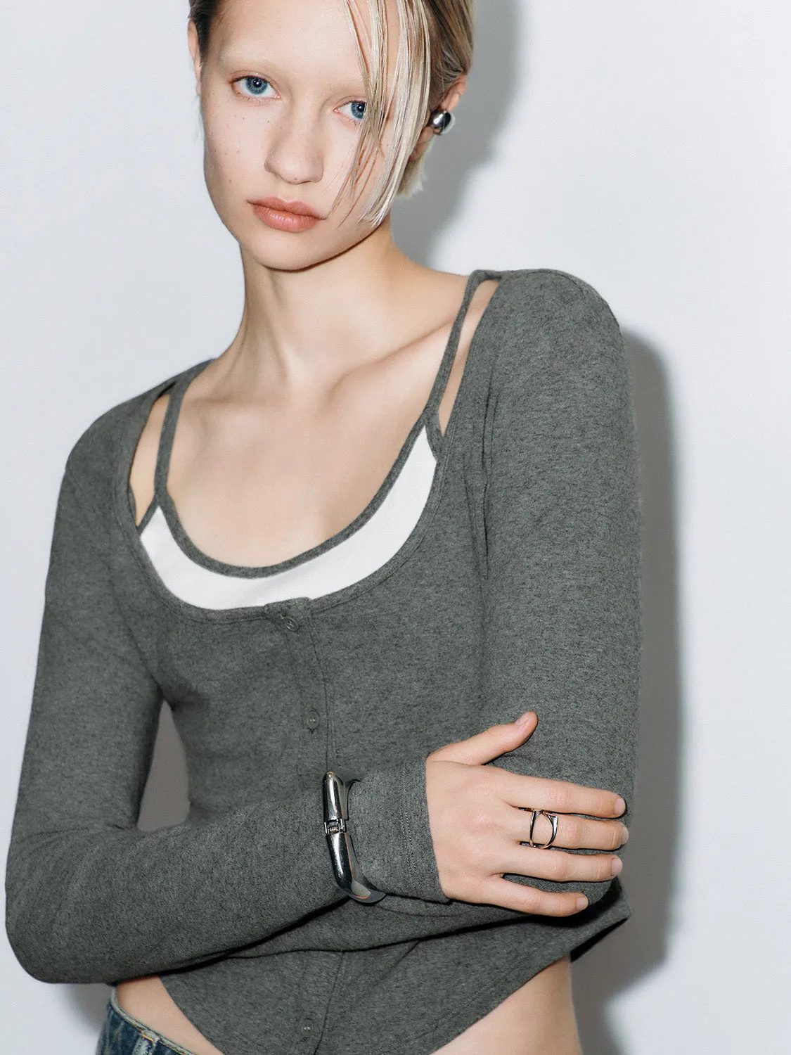 Cropped Overhead Shirts sold by Urban Revivo product image thumbnail 5