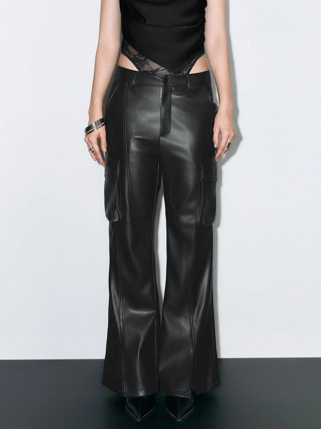 Split Hem Flap Pocket Flare Pants sold by Urban Revivo product image thumbnail 2