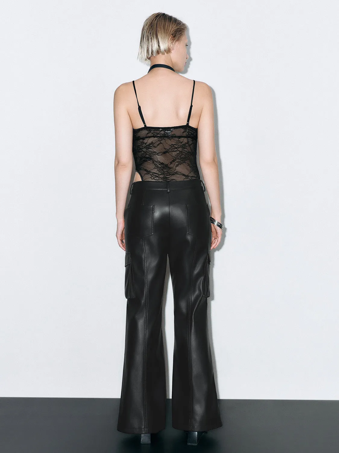 Split Hem Flap Pocket Flare Pants sold by Urban Revivo product image thumbnail 4