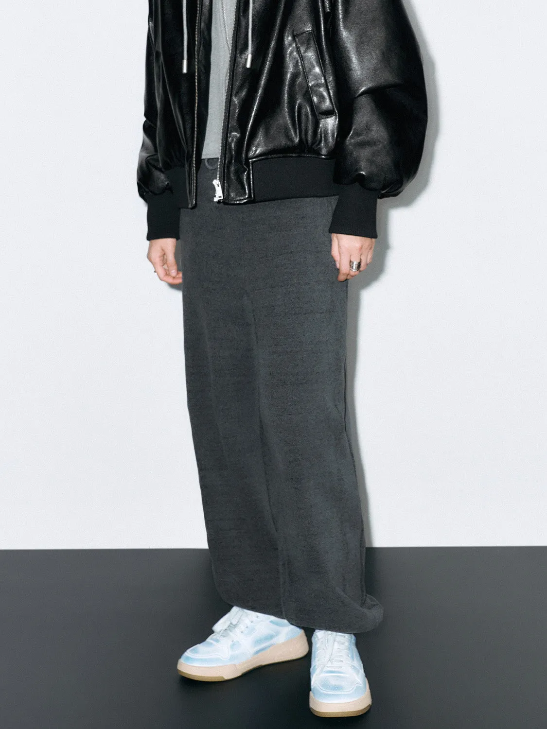 Elastic Loose Jogger Pants sold by Urban Revivo product image thumbnail 3