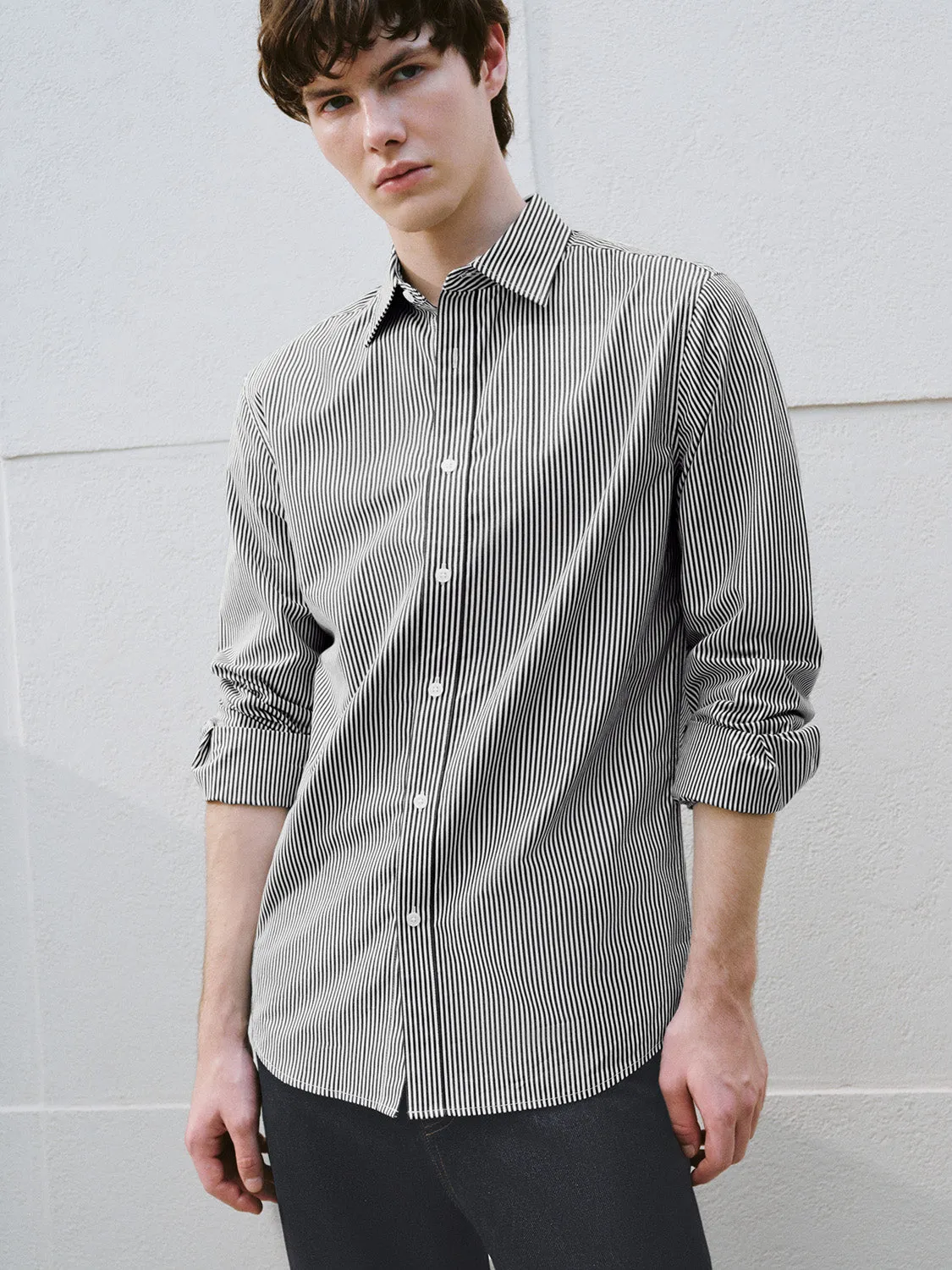 Button Up Long Sleeve Shirts sold by Urban Revivo product image thumbnail 2