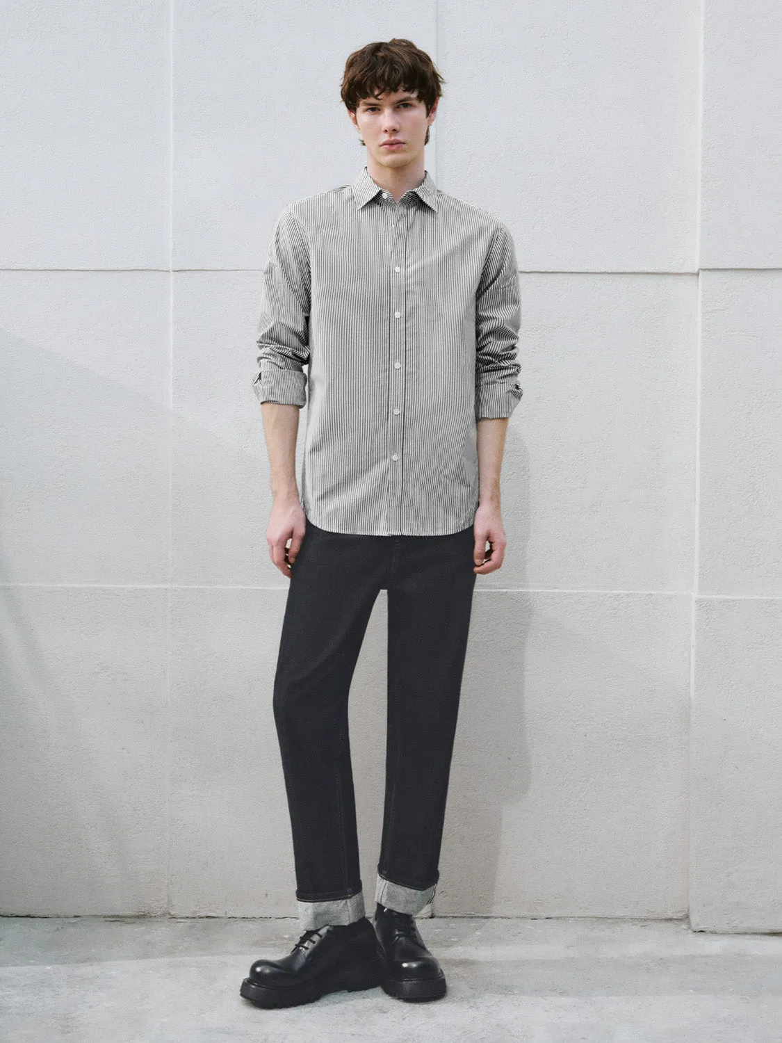 Button Up Long Sleeve Shirts sold by Urban Revivo product image thumbnail 4