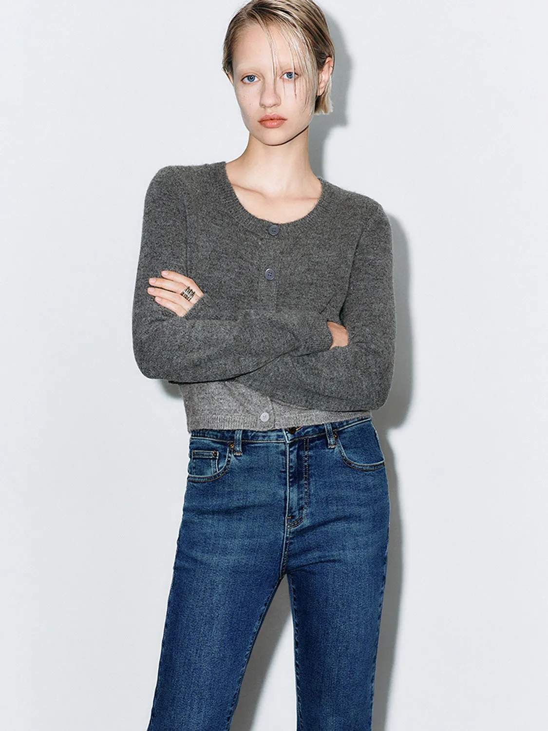 Button Up Cropped Knitted T-Shirts sold by Urban Revivo product image thumbnail 5