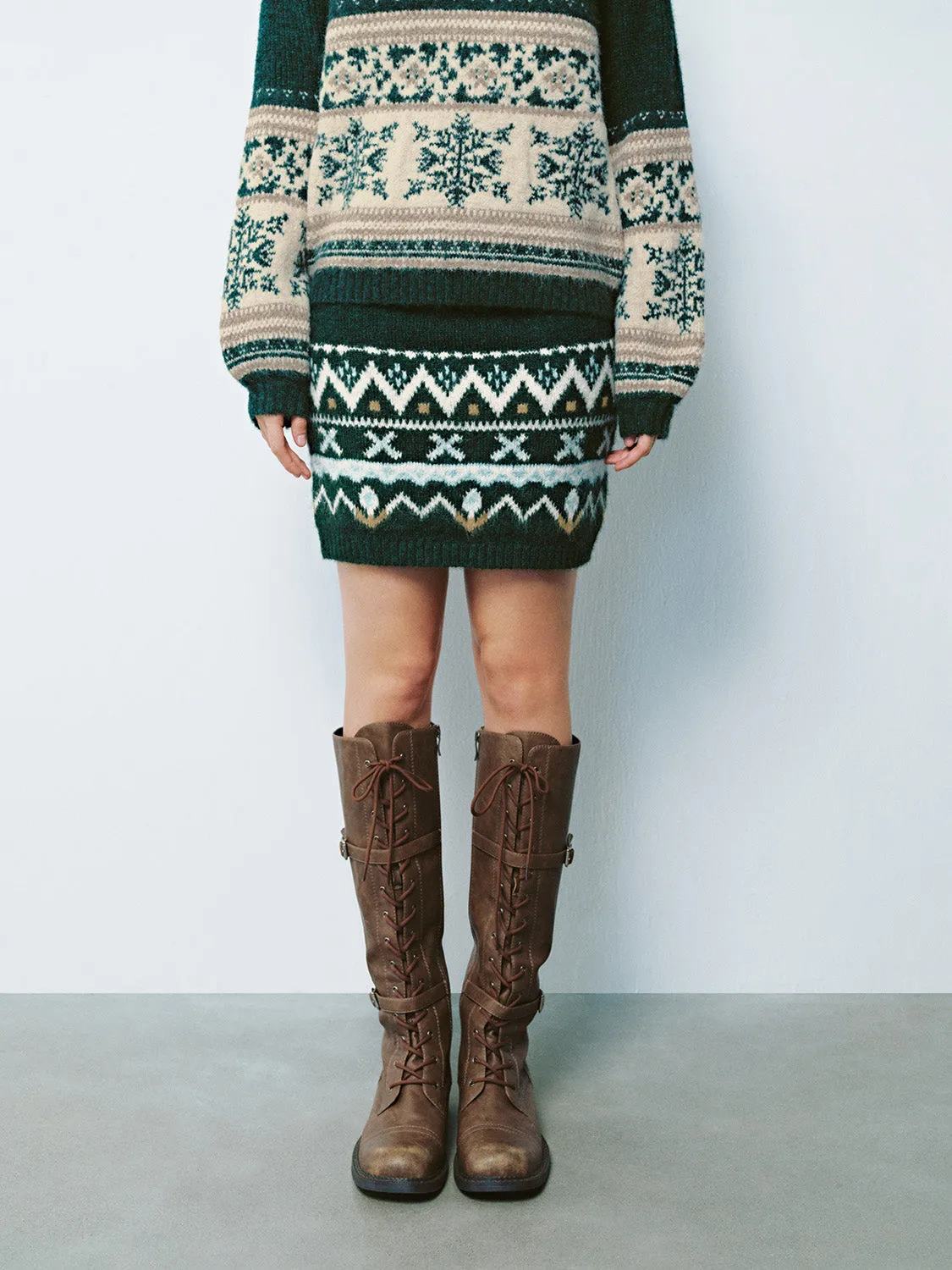 Fair Isle Straight Mini Knitted Skirts sold by Urban Revivo product image thumbnail 2
