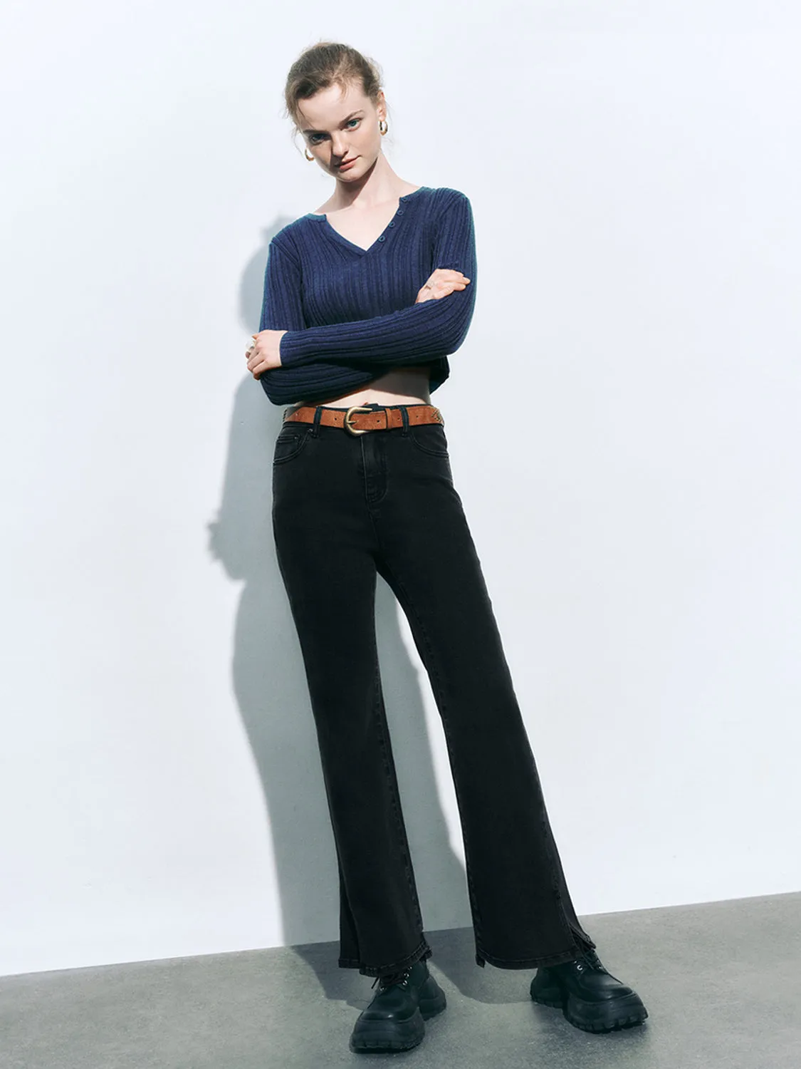 Button Half Placket Cropped Knitted T-Shirts sold by Urban Revivo product image thumbnail 4