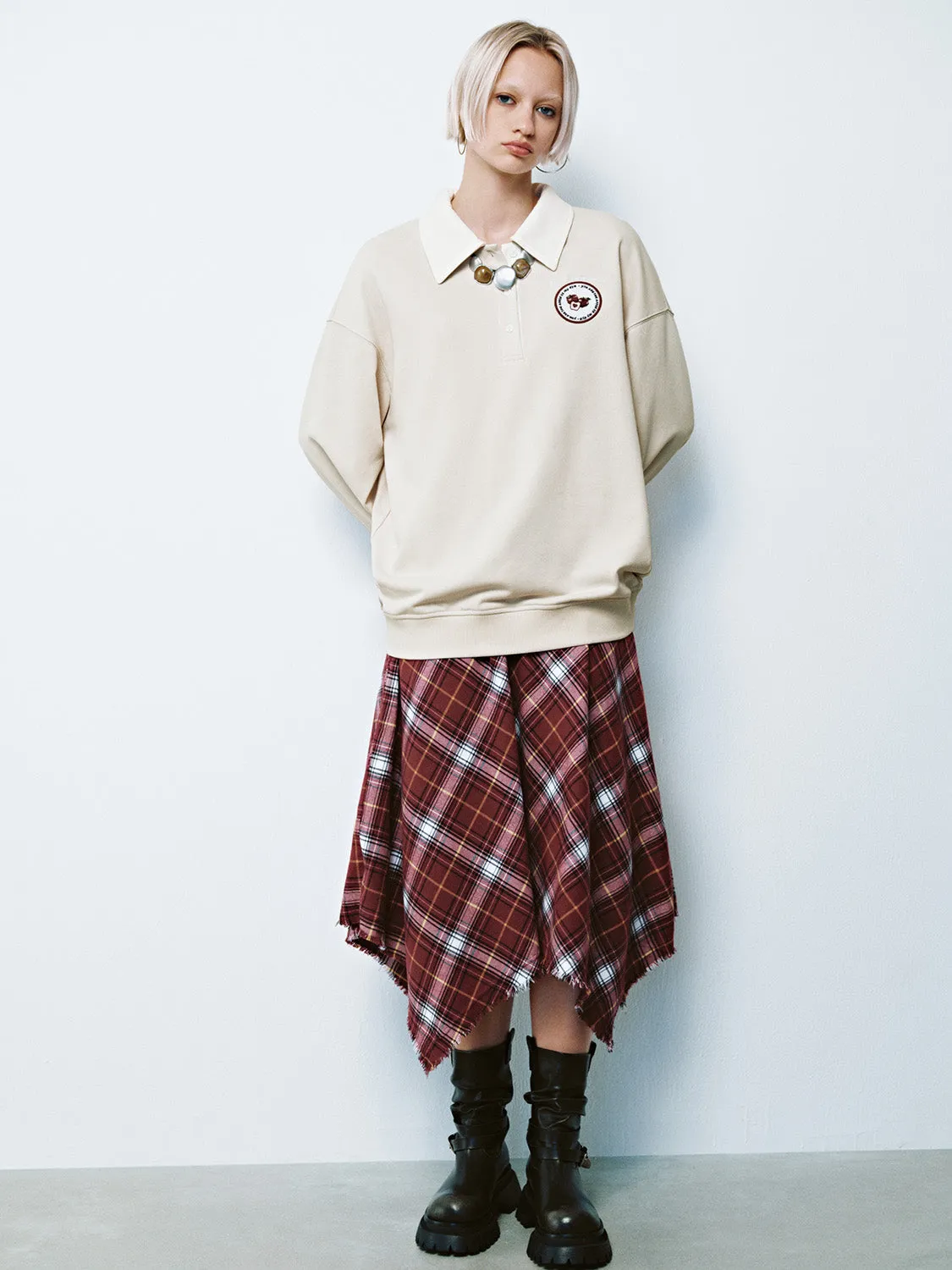 Button Half Placket Loose Sweatshirts sold by Urban Revivo product image thumbnail 4