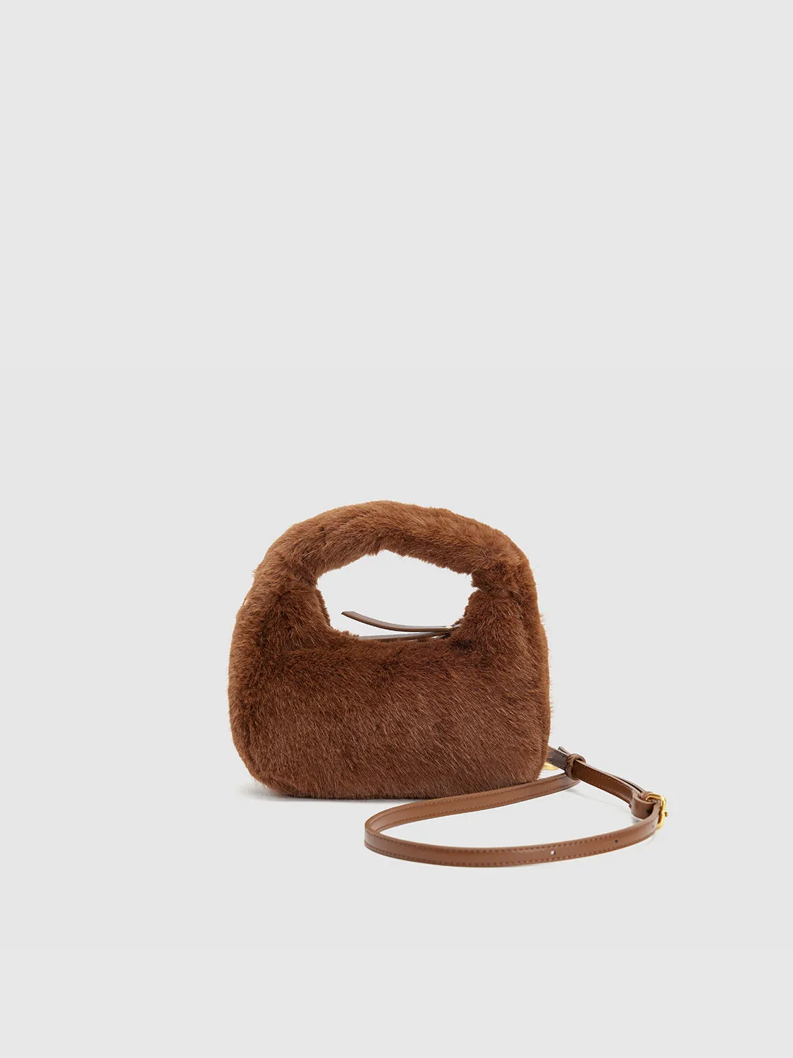 Fluffy Shoulder Bags sold by Urban Revivo product image thumbnail 3