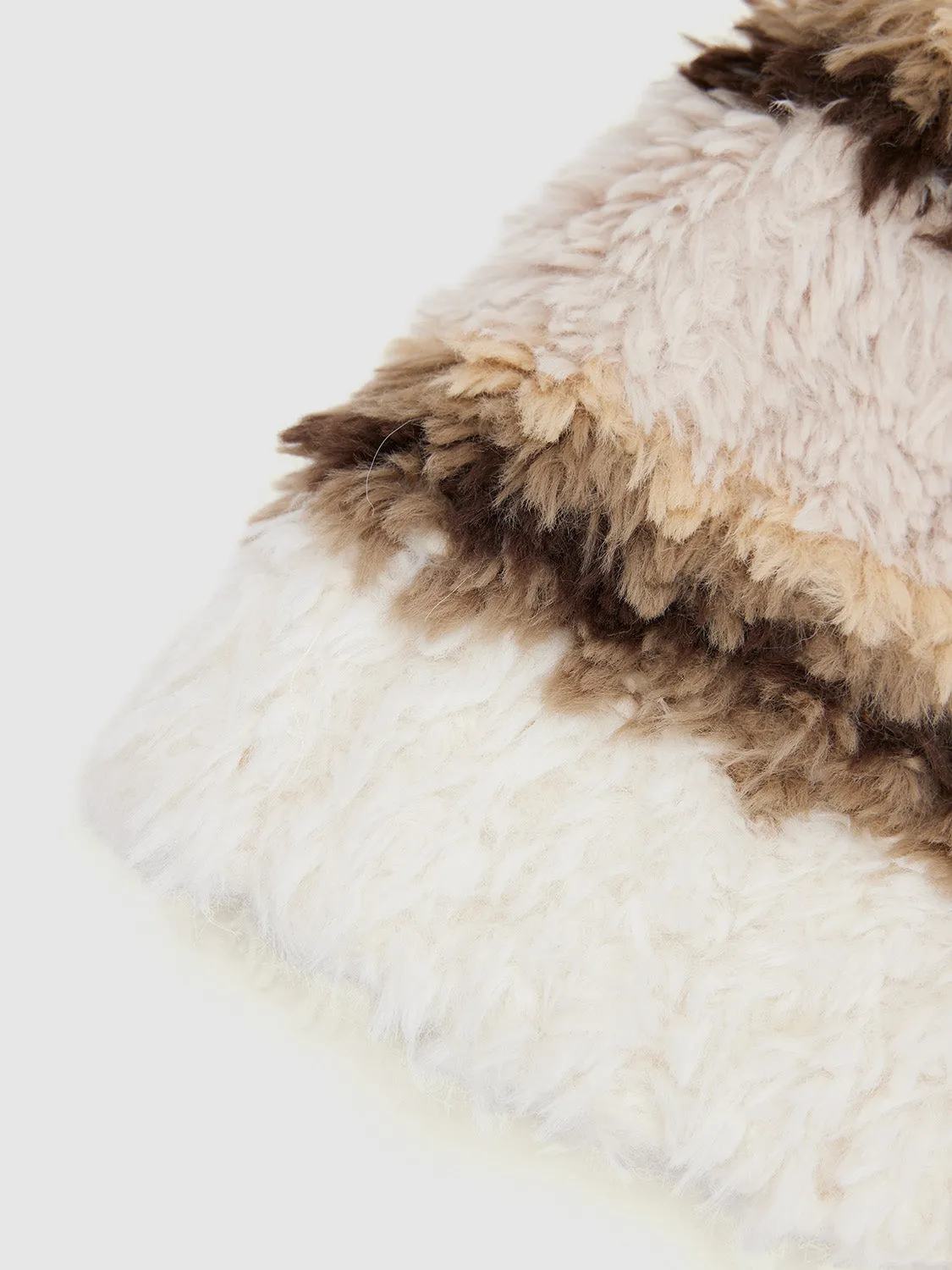 Fluffy Beanie sold by Urban Revivo product image thumbnail 4