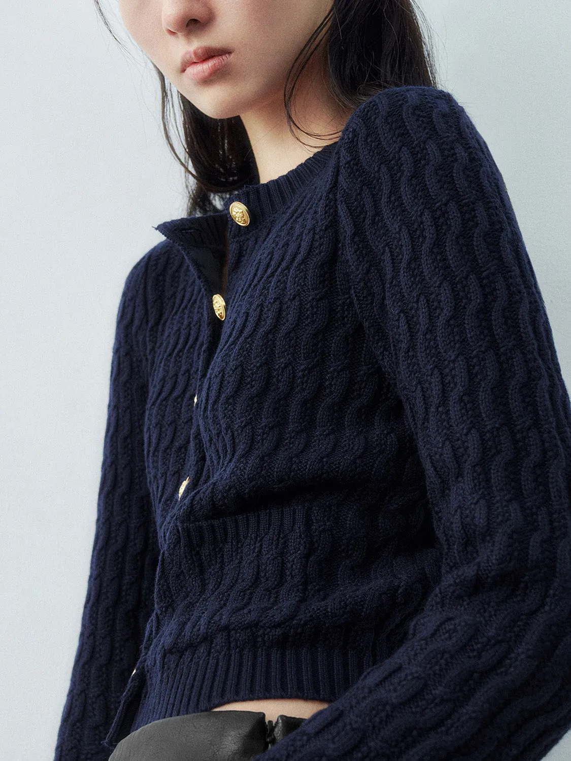 Crew Neck Skinny Knitted Cardigan sold by Urban Revivo product image thumbnail 5