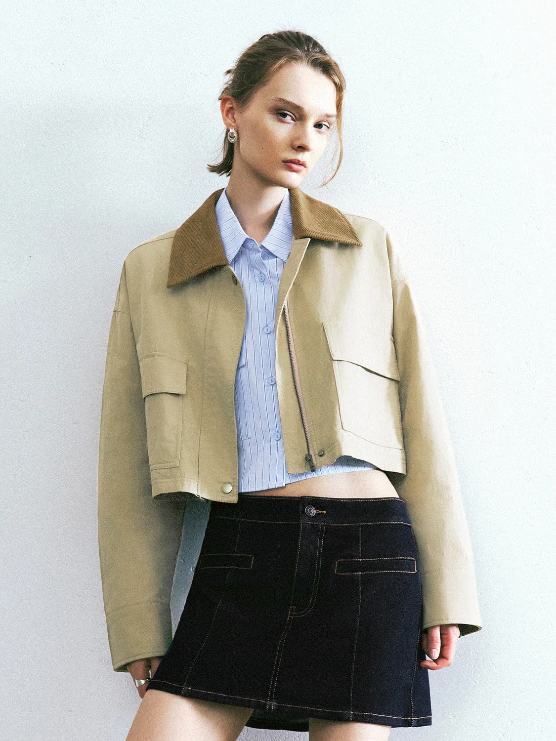 Cropped Straight Jacket sold by Urban Revivo