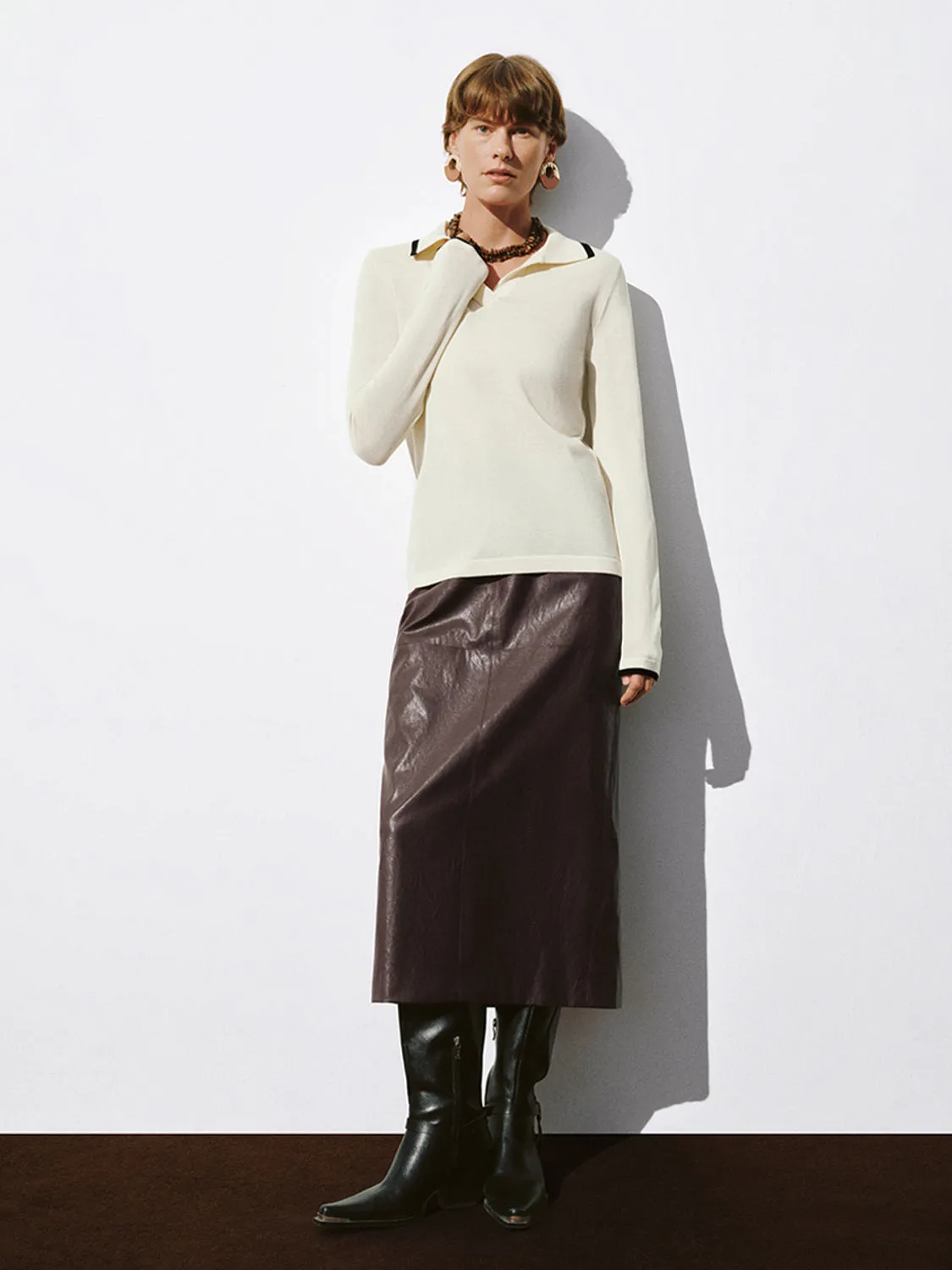 Wide Lapel Knitted T-Shirts sold by Urban Revivo product image thumbnail 5