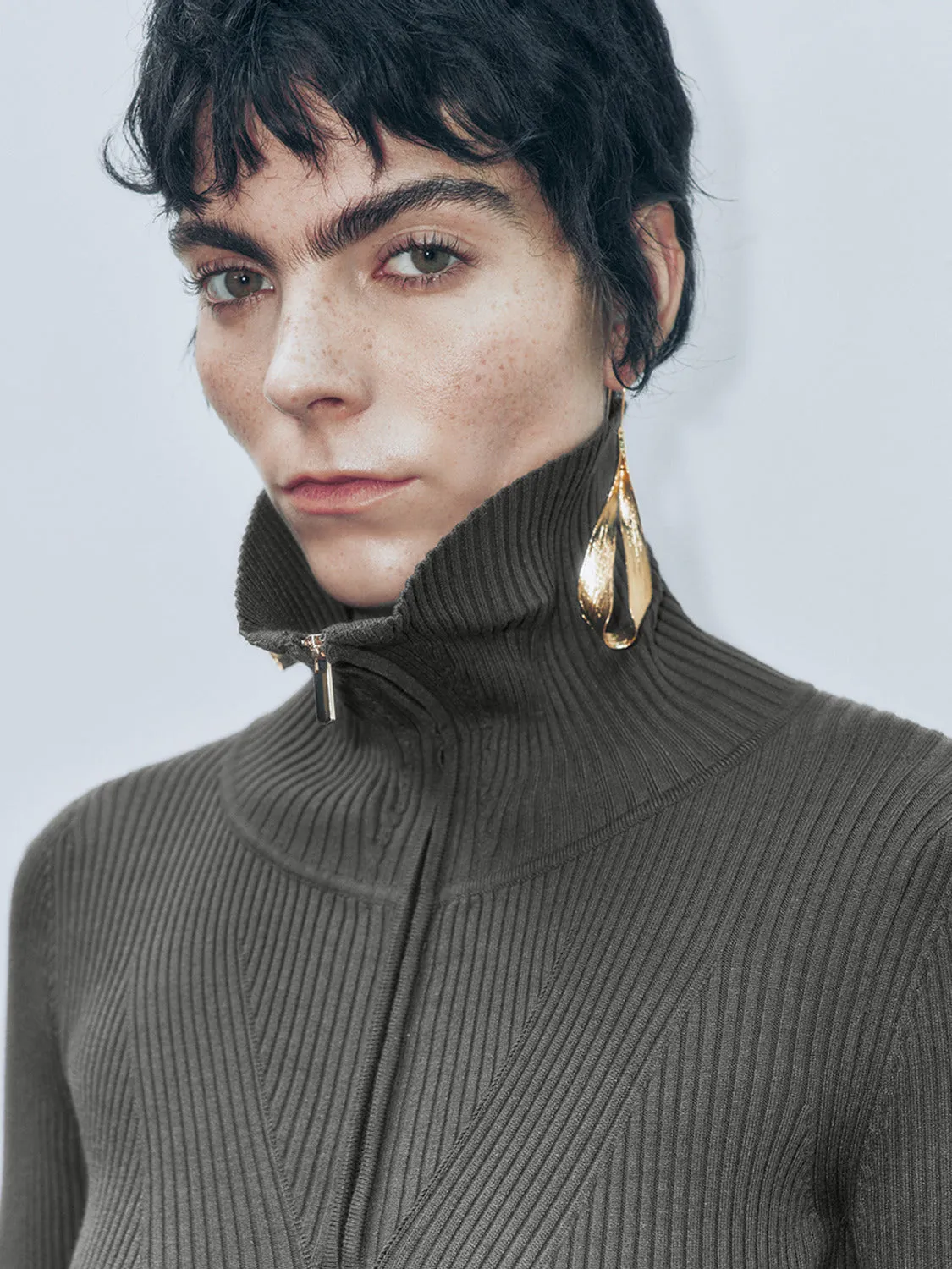 Wide Lapel Knitted T-Shirts sold by Urban Revivo product image thumbnail 5