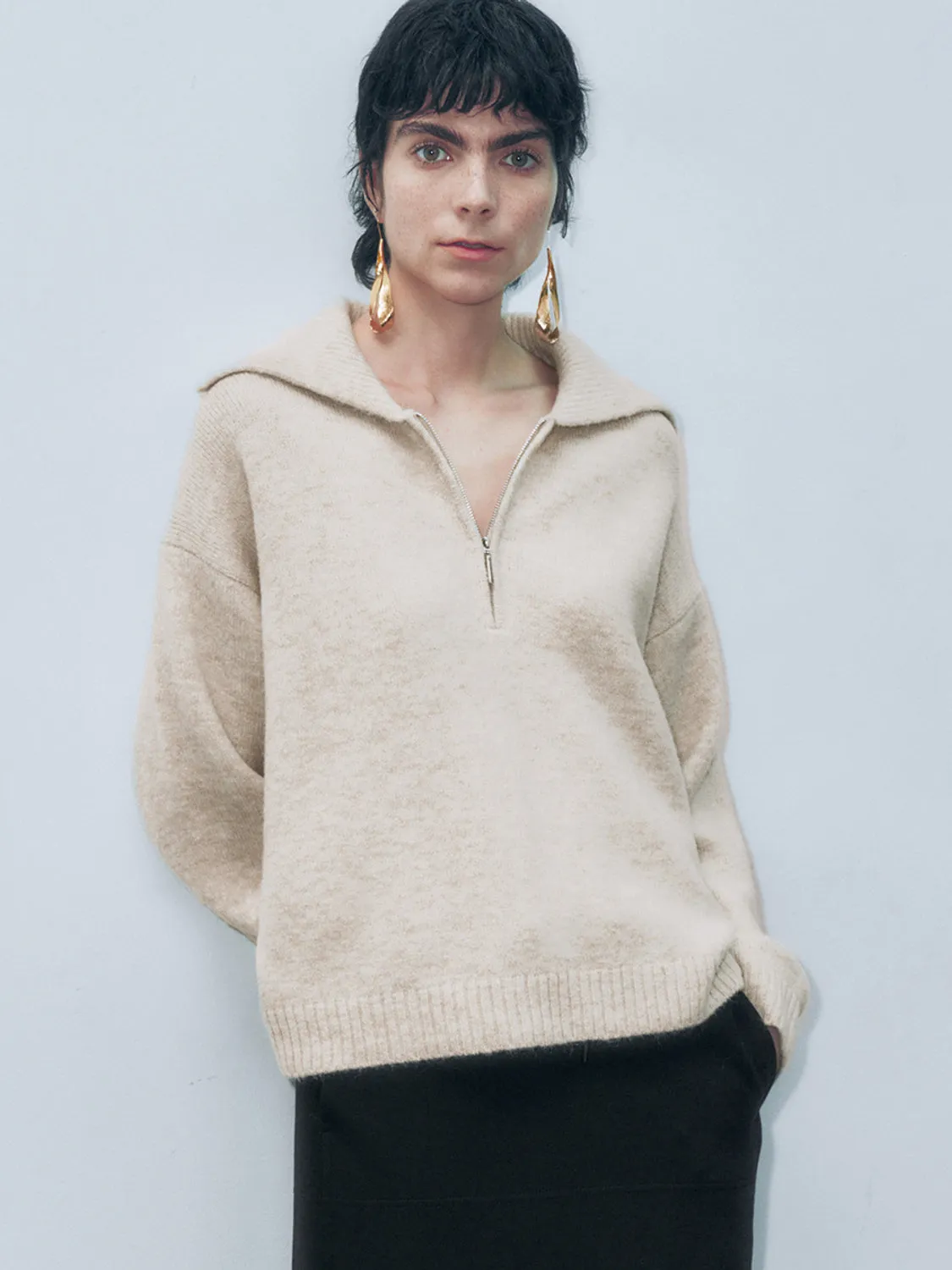 Wide Lapel Knitted T-Shirts sold by Urban Revivo product image thumbnail 5